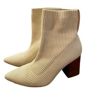 Size 8 oak white stretchy ankle boots chunky heels